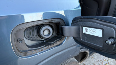 Volvo XC60 2.0 B5P Plus Dark 5dr AWD Geartronic Petrol Estate